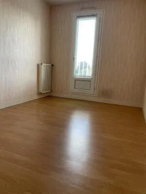 Appartement à Caen — vignette 4