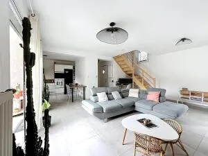Maison à Saint-Égrève — vignette 2