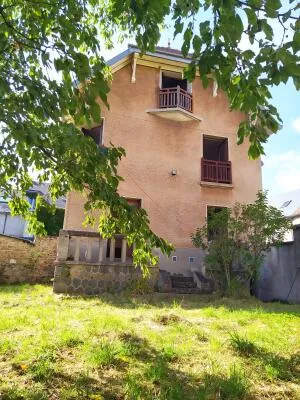 Maison à Saint-Gervais-d'Auvergne — vignette 10
