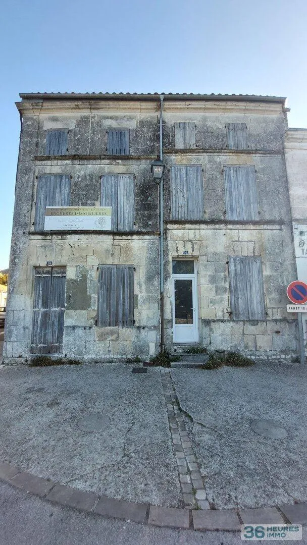Maison à Saint-Savinien