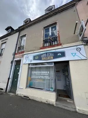 Immeuble situé au MANS devant la Sarthe