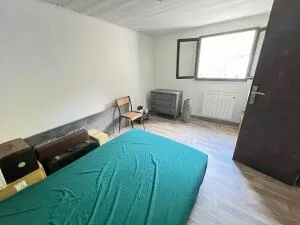 Maison à Juillac — vignette 12