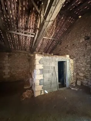 Bien Agricole à Antonne-et-Trigonant — vignette 8