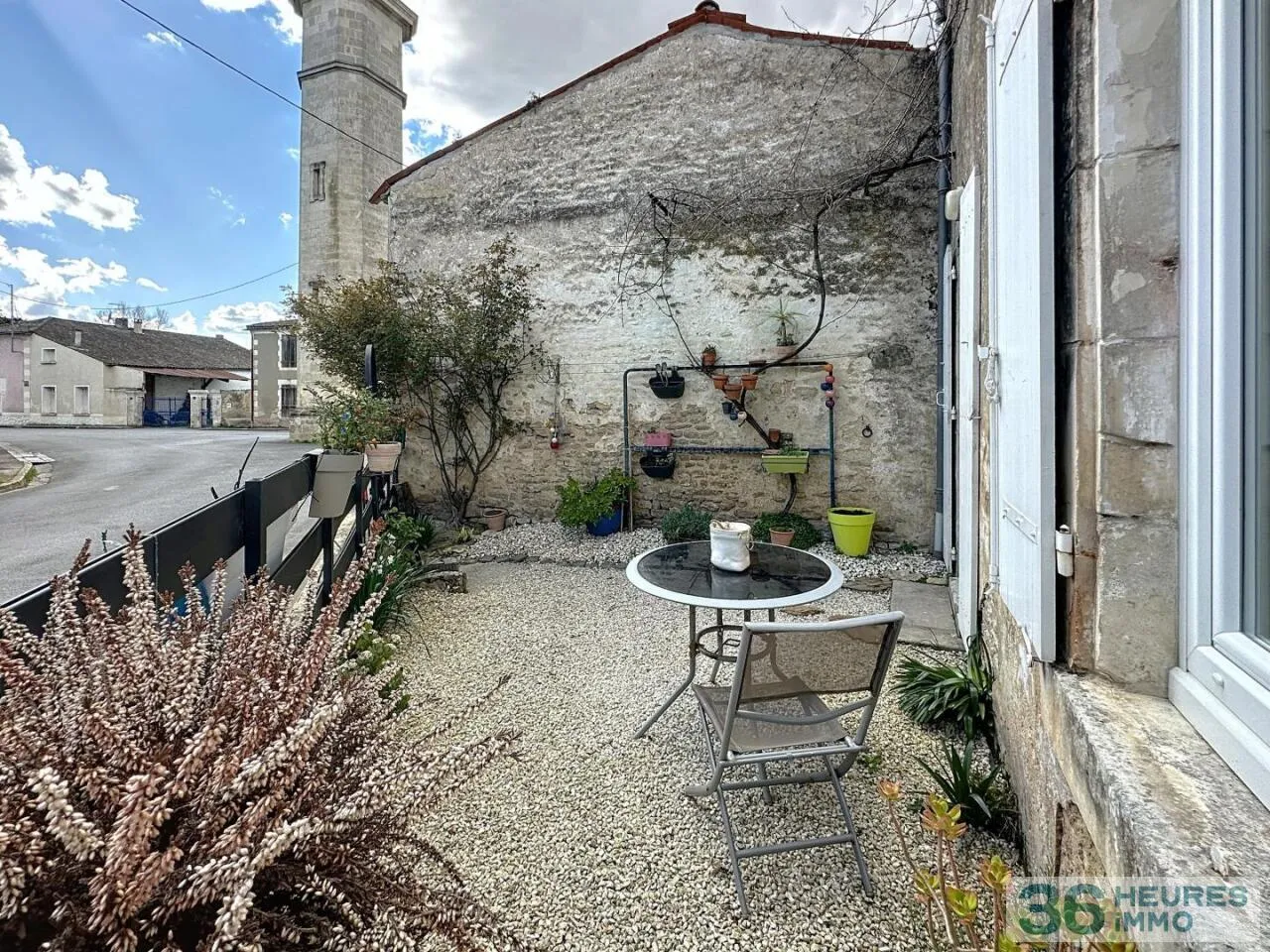 Maison à Benon