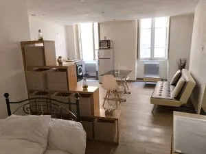 Appartement à Nîmes — vignette 5