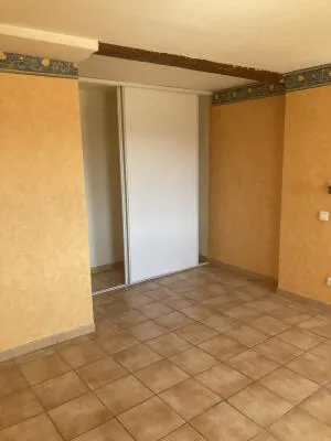 Maison à Ollioules — vignette 7