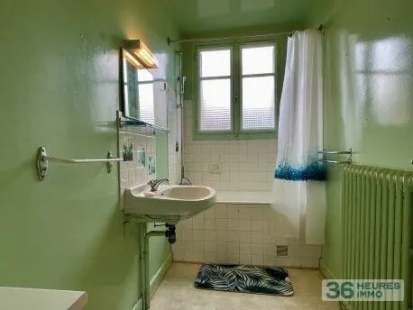 Maison à Vars-sur-Roseix — vignette 10