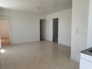 Appartement à La Roche-Jaudy — vignette 3