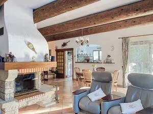 Maison à Ceyreste — vignette 5