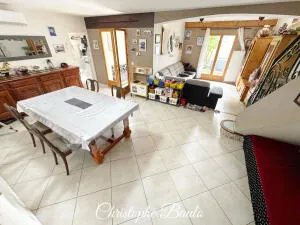 Maison à Montpellier — vignette 2