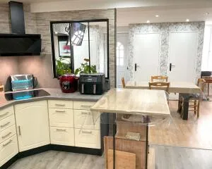 Maison à Le Gué-d'Alleré — vignette 16