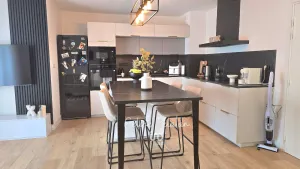 Appartement à Nîmes — vignette 2