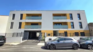 Appartement à Nîmes — vignette 18
