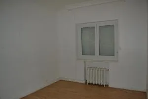 Maison à Rocher — vignette 11