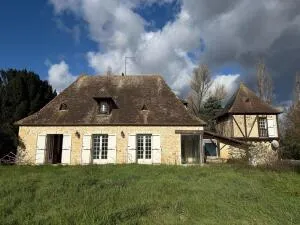 MAISON EN PIERRES PROCHE BERGERAC
