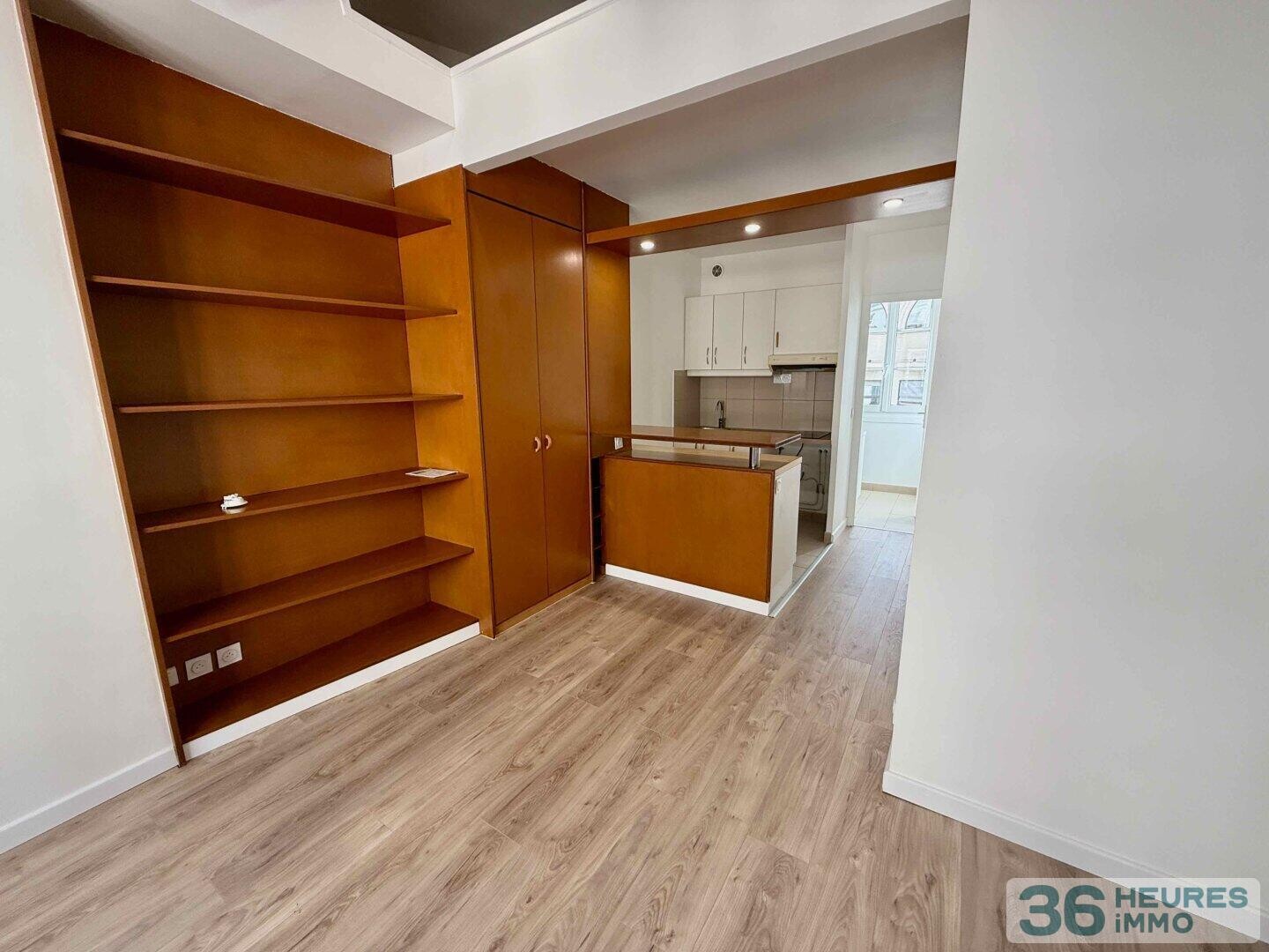 Appartement à Paris 15e Arrondissement — vignette 4