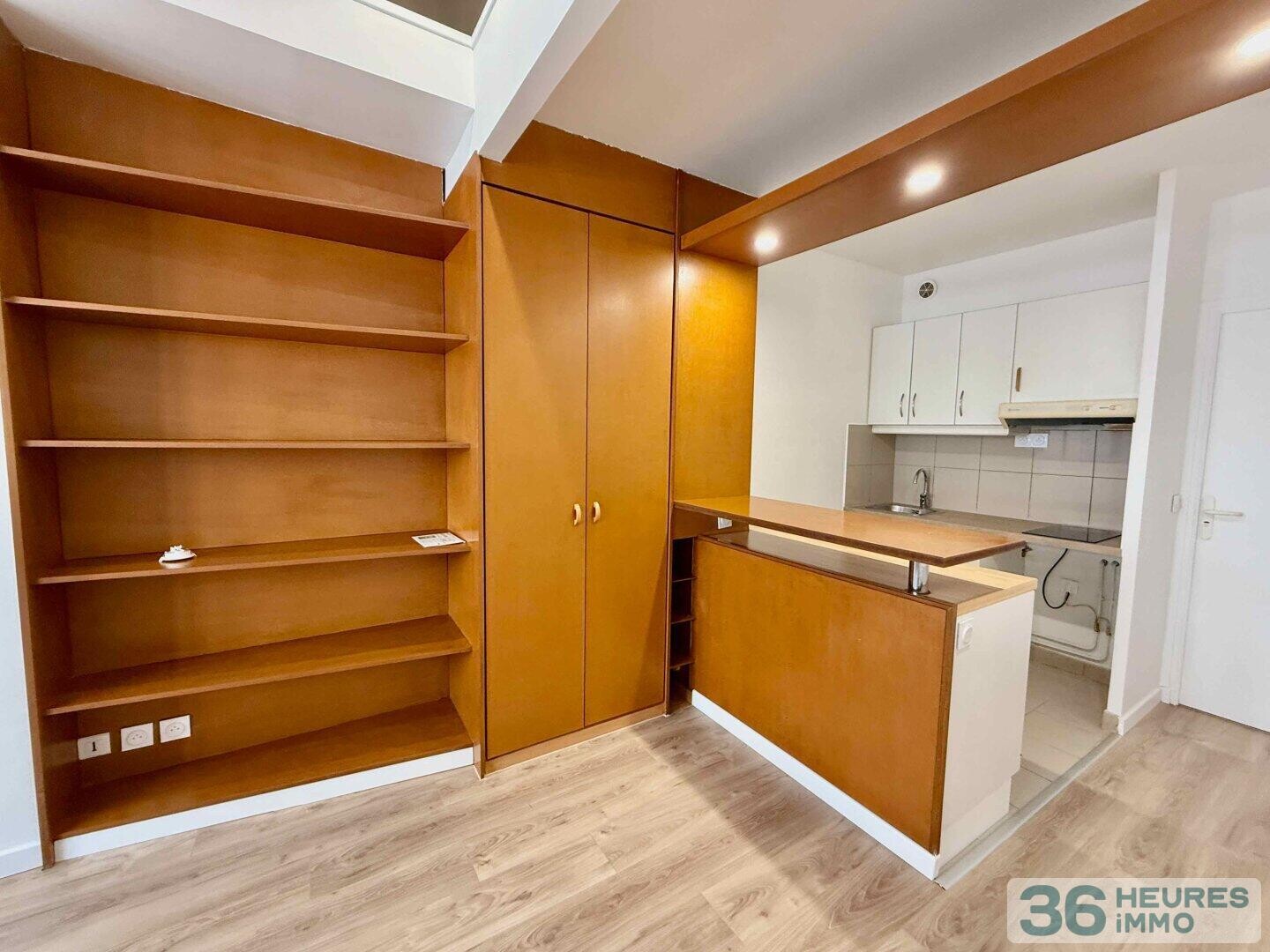 Appartement à Paris 15e Arrondissement — vignette 6