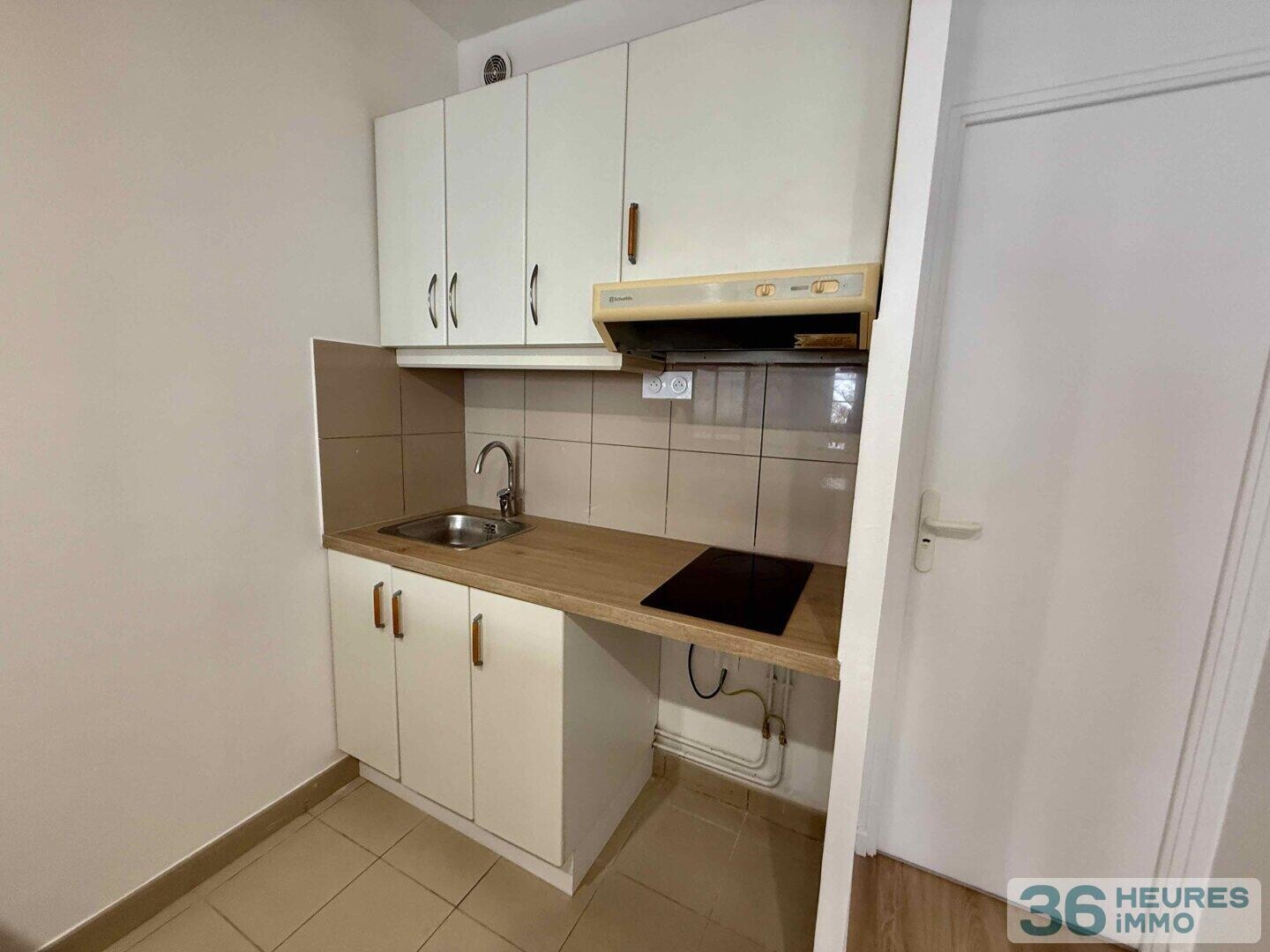 Appartement à Paris 15e Arrondissement — vignette 7