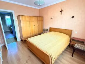 Maison à Brive-la-Gaillarde — vignette 6