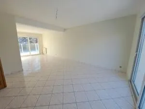PREMARTINE - PLAIN PIED AVEC GARAGE 
