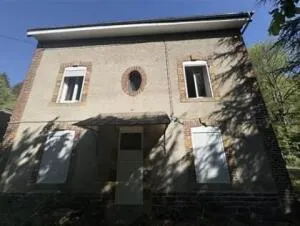 Maison forestière à Bogny sur Meuse