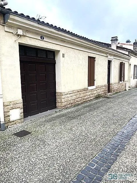 MAISON HYPER CENTRE A RENOVER T3