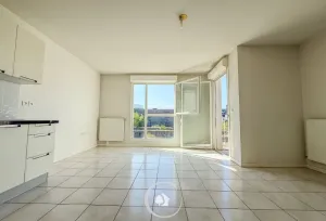 Appartement à Bordeaux — vignette 3