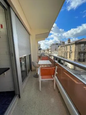 Appartement à Bordeaux — vignette 2
