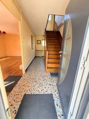 Maison à Saint-Solve — vignette 4