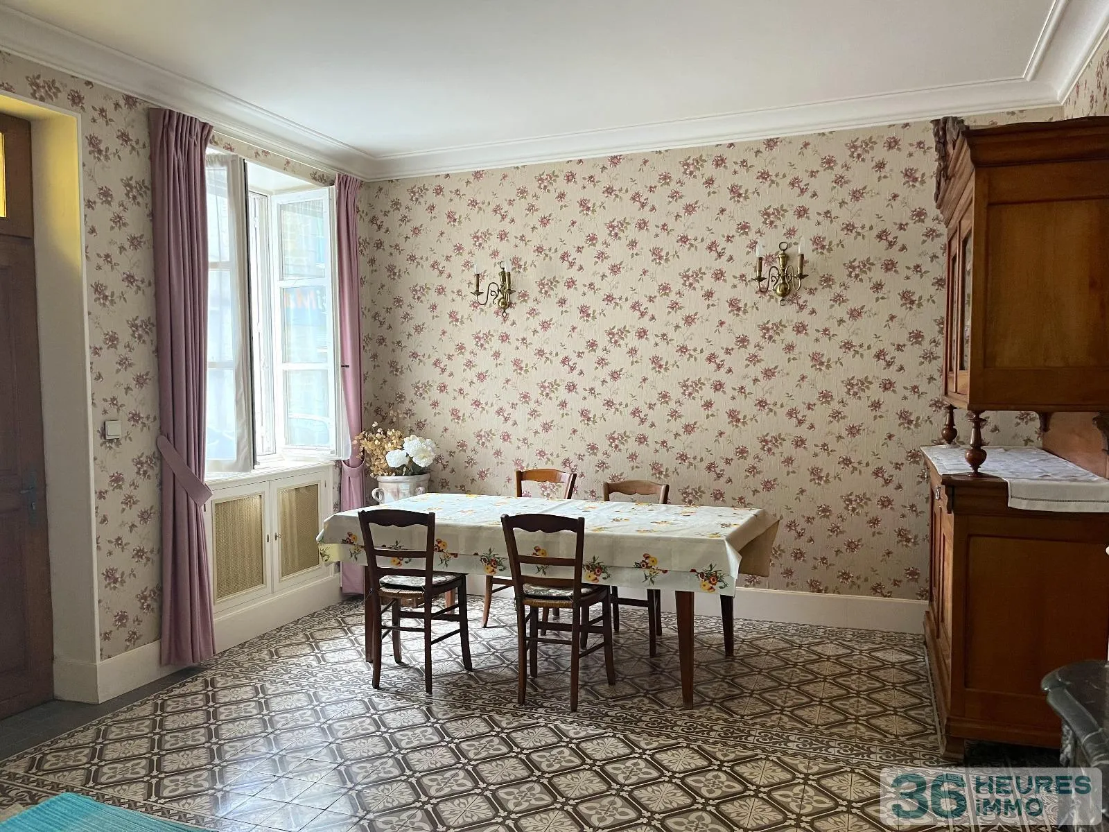 Maison à Carrouges — vignette 5