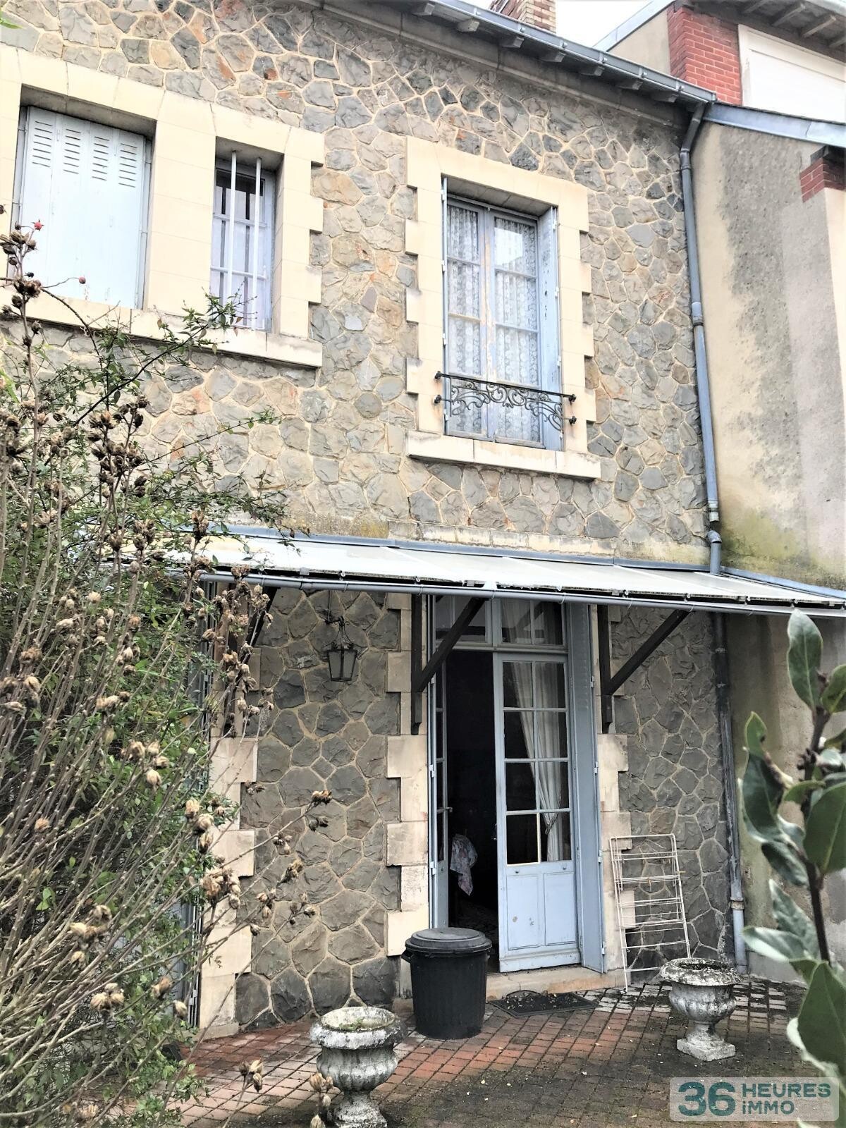 PROCHE GARE - MANCELLE AUTHENTIQUE 