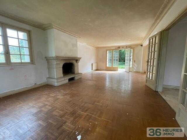 DOUARNENEZ, MAISON T7 (177,46m²) SUR 4.421M² DE TERRAIN 