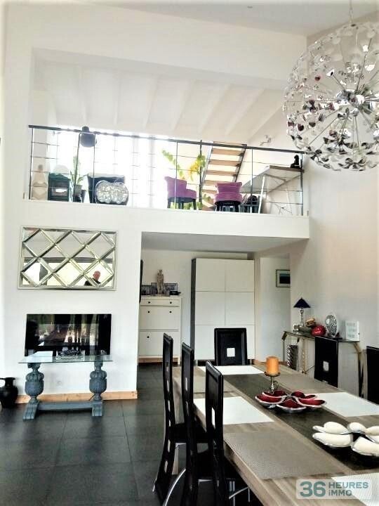 Dans le Morvant, maison rénovée liant ancien et contemporain