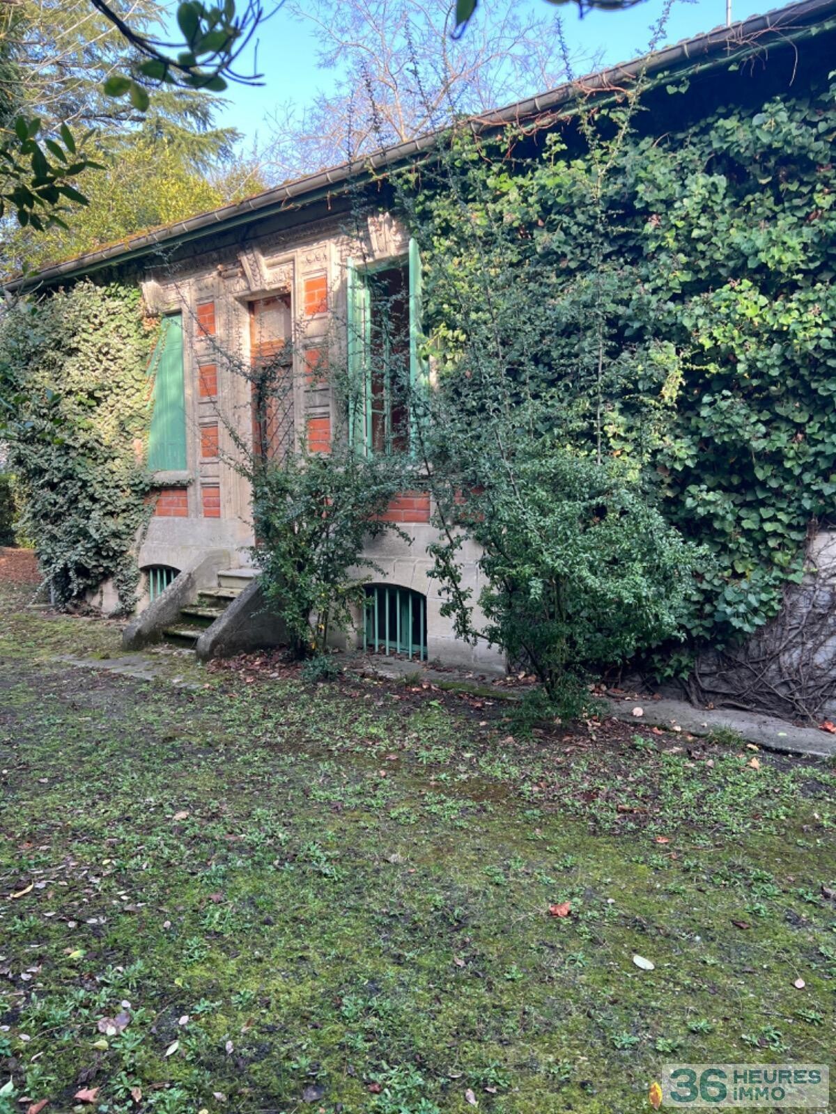 Maison de charme à rénover -Cachet et nature en coeur de ville.