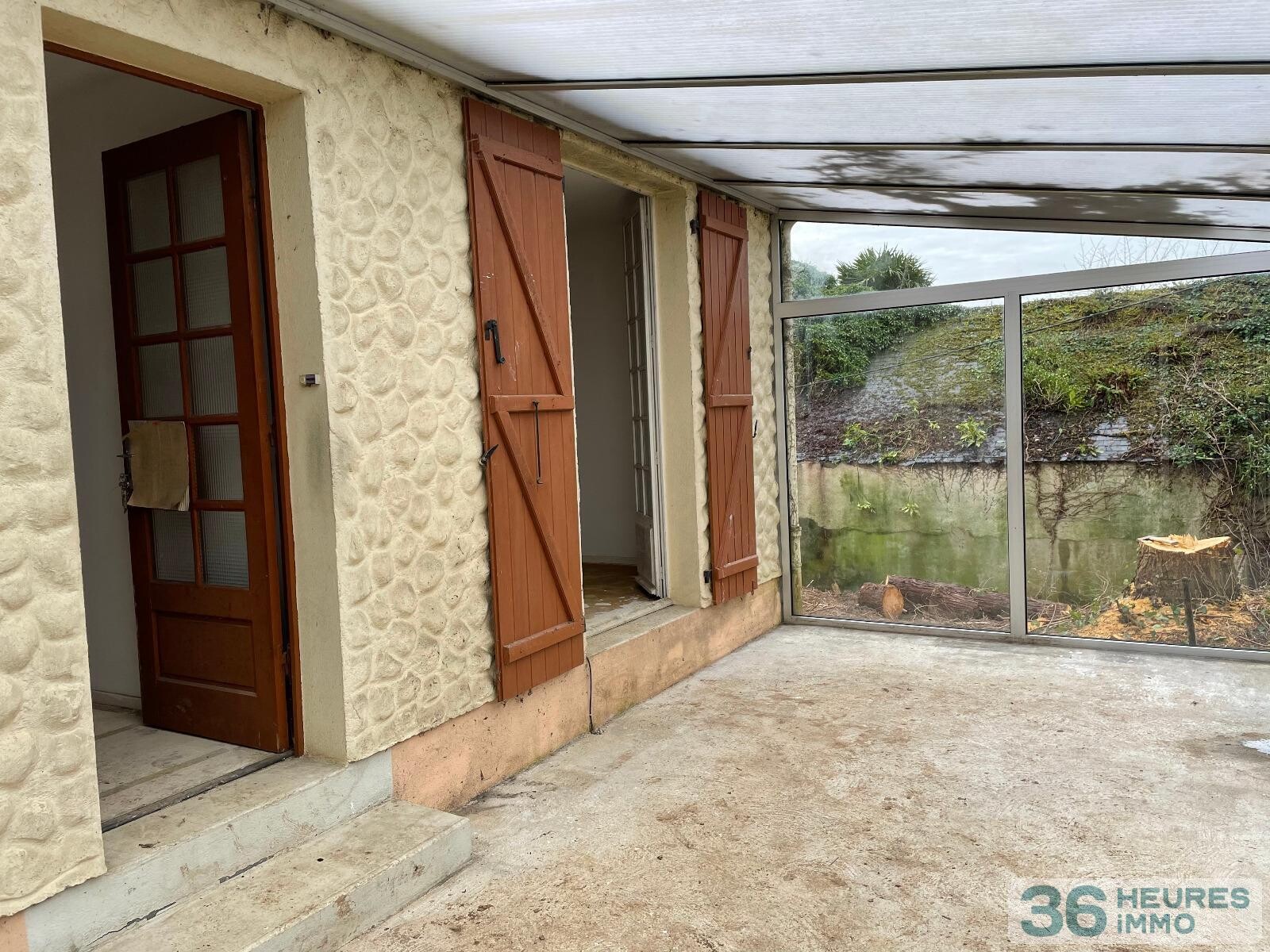 En campagne, maison de 75 m² environ, sur 2.436 m² de terrain