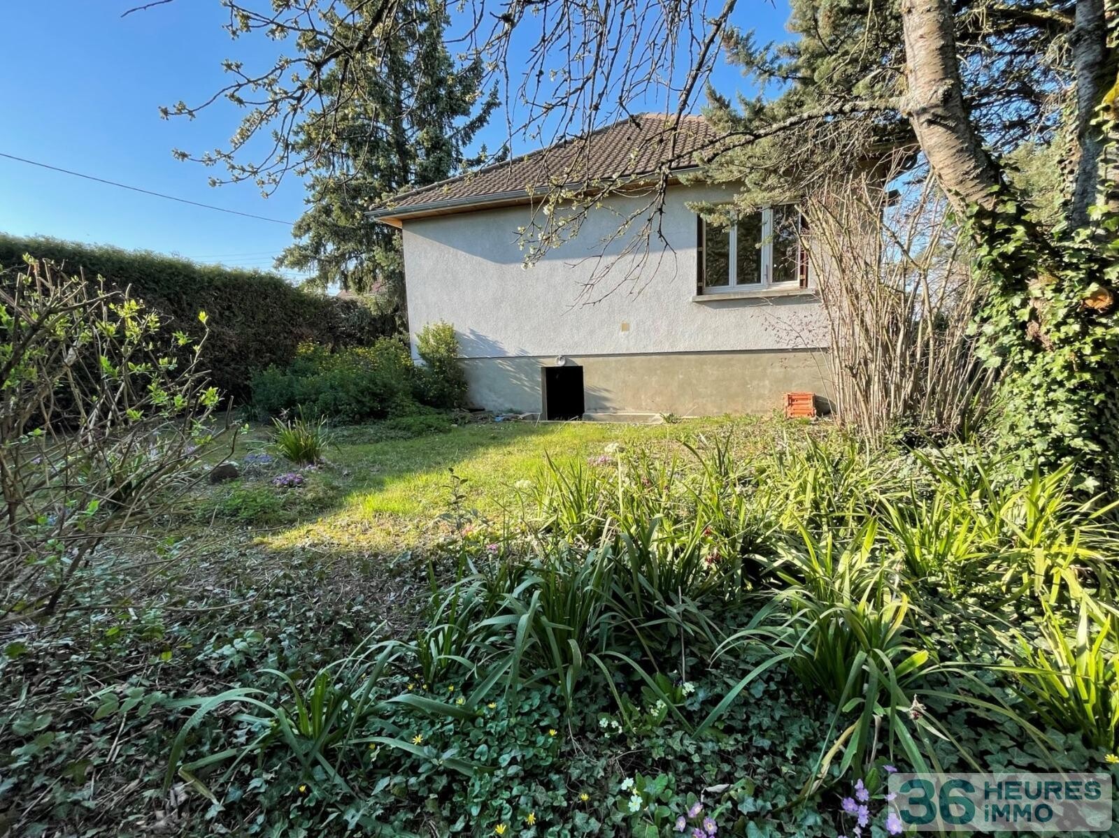 MAISON DE TYPE 4 SUR SOUS SOL 