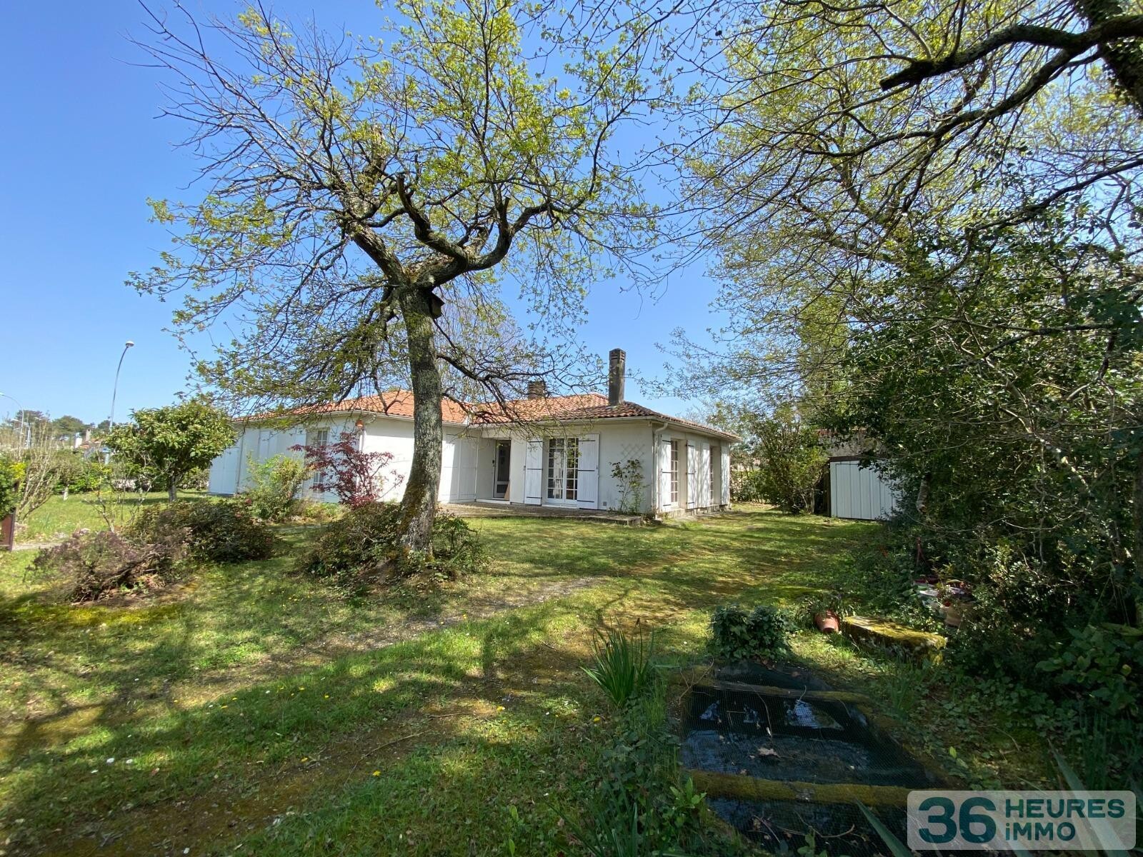 MAISON de bonne facture A RELOOKER