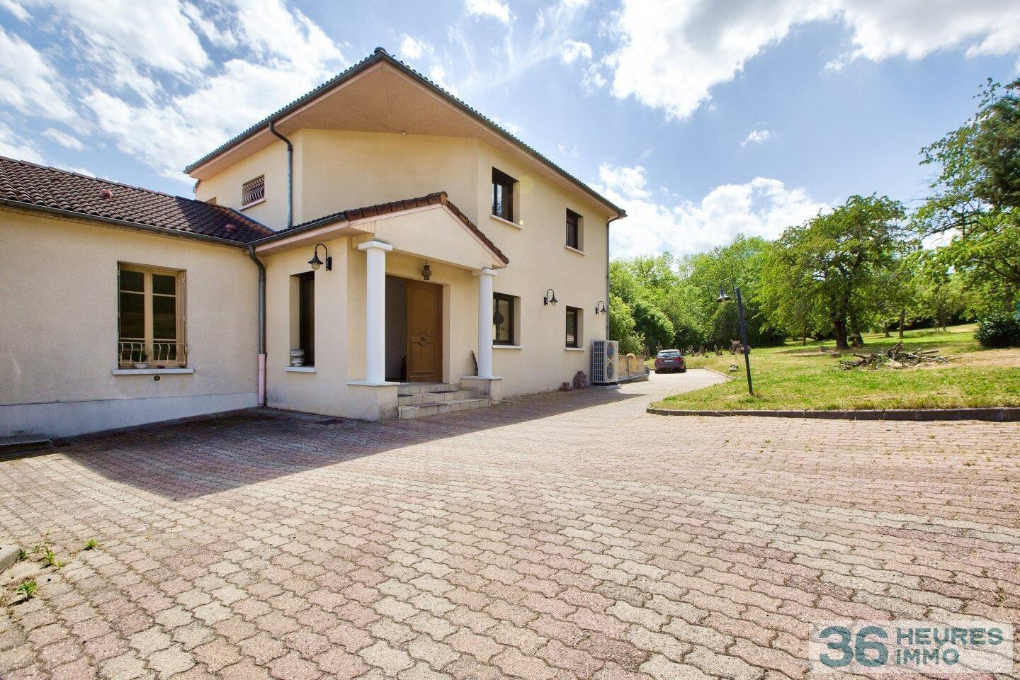 Maison 250 m2 + terrains constructibles