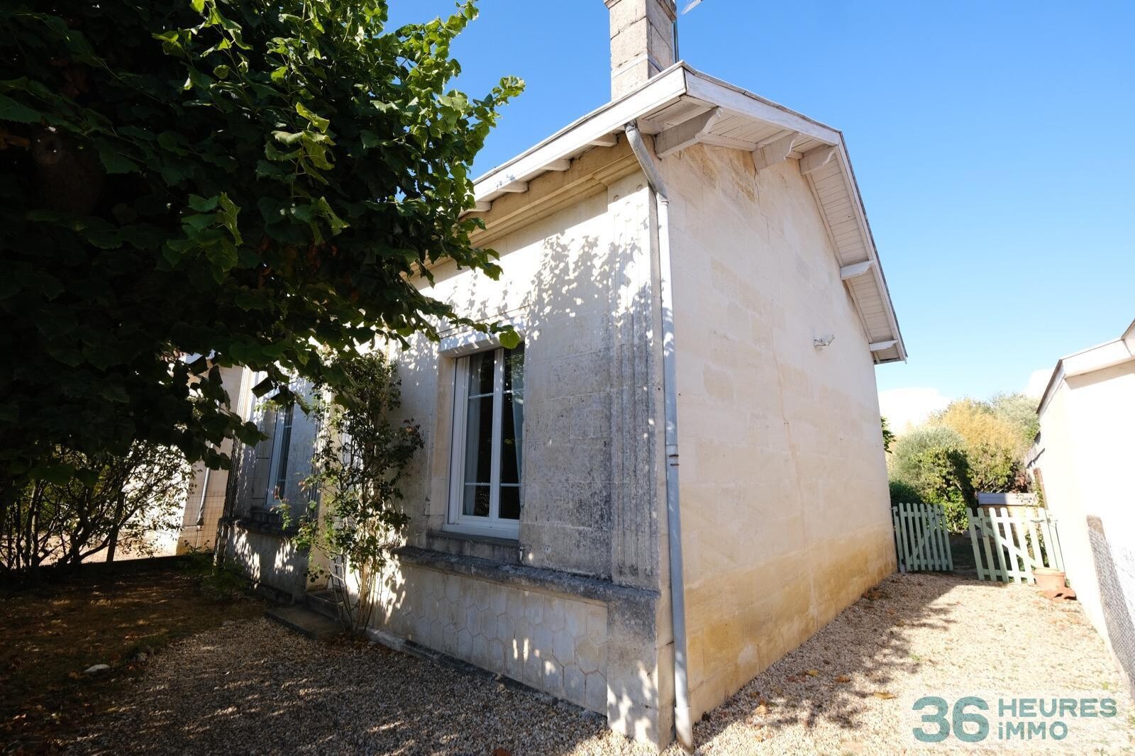 Jolie maison année 30 sur grand terrain au calme