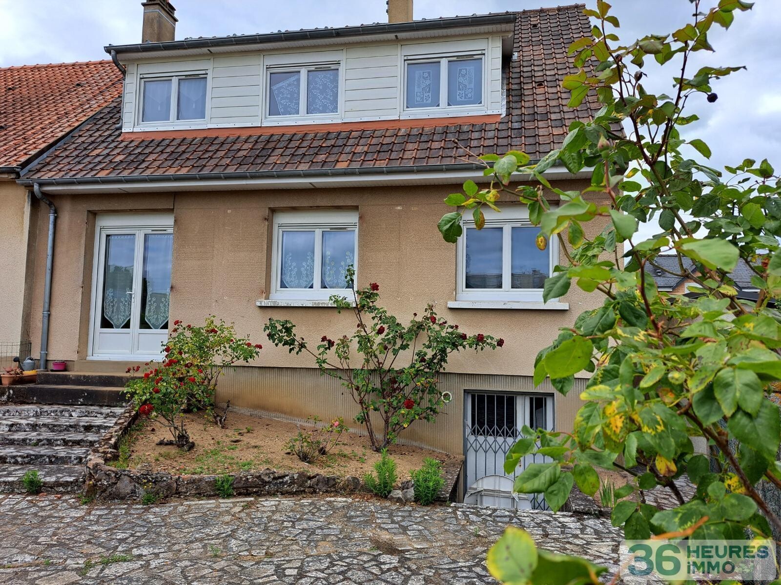 MAISON 4 CHAMBRES - GARAGE ET JARDIN
