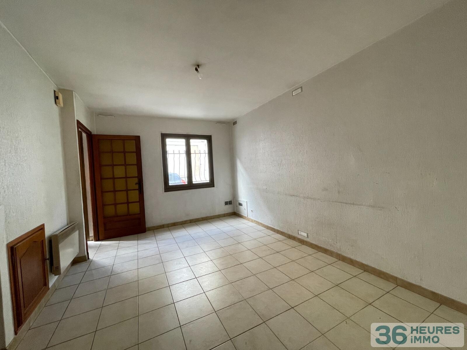 Agen, belle maison, 1 chambre et 1 bureau.