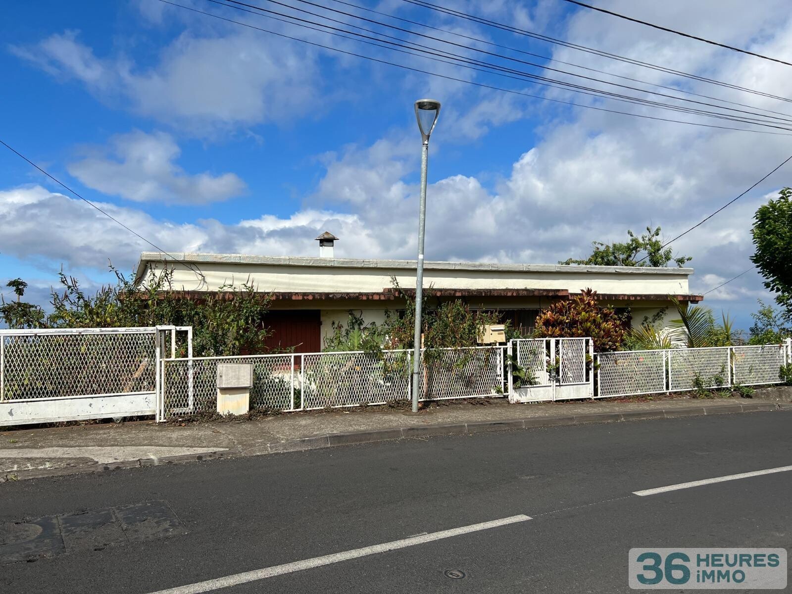 La chaloupe saint-leu vente aux enchères (vente notariale interactive) maison forestière de l'onf