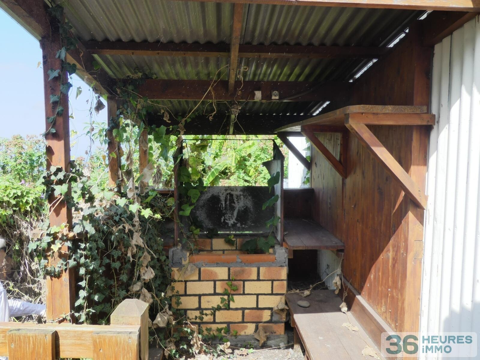 La chaloupe saint-leu vente aux enchères (vente notariale interactive) maison forestière de l'onf