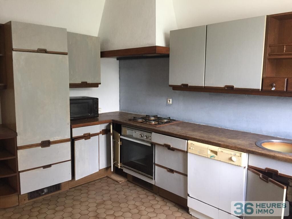 A vendre maison avec jardin et dependance 