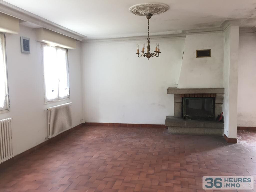 A vendre maison avec jardin et dependance 