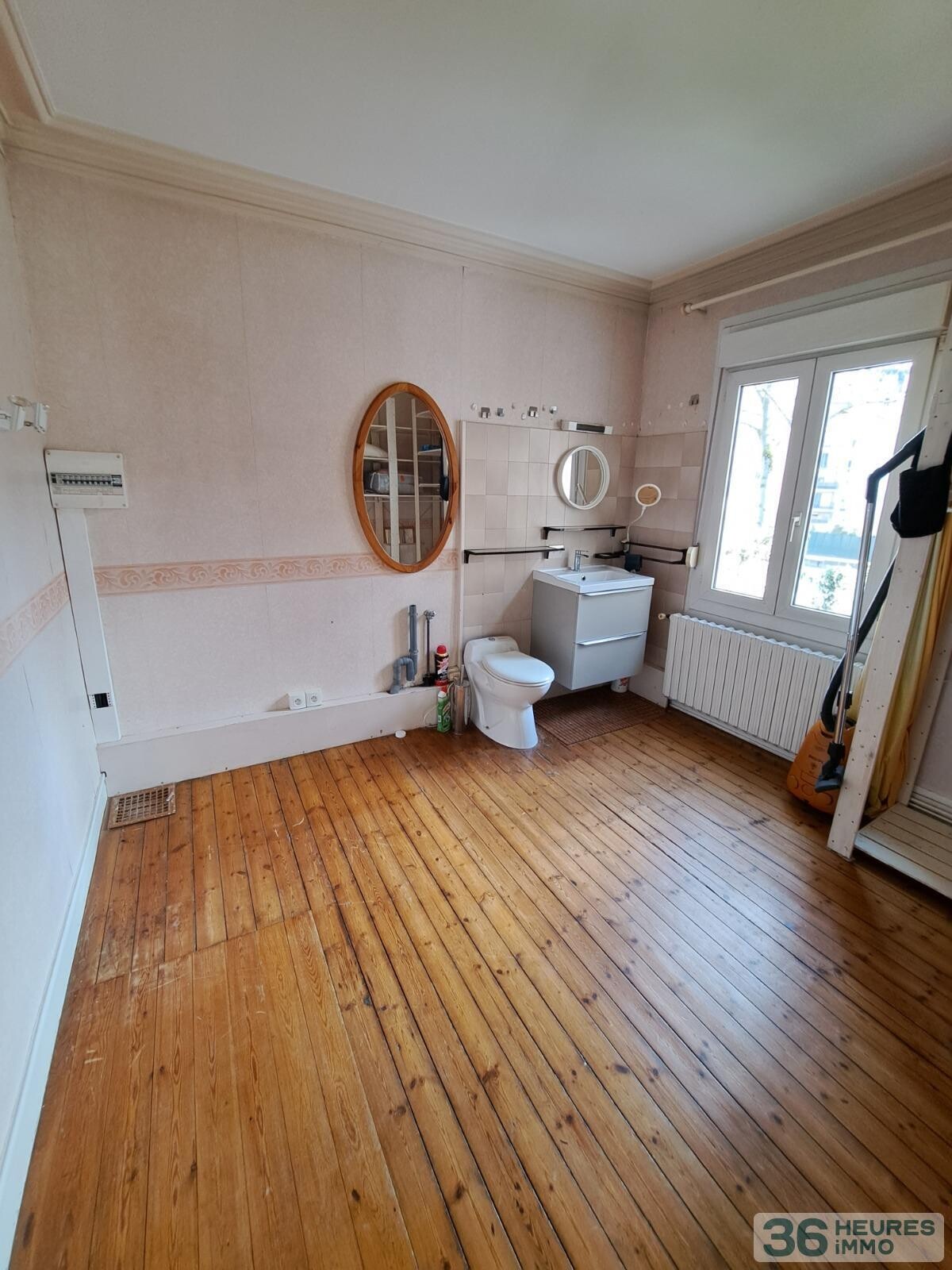 Jacobins - angevine avec garage 