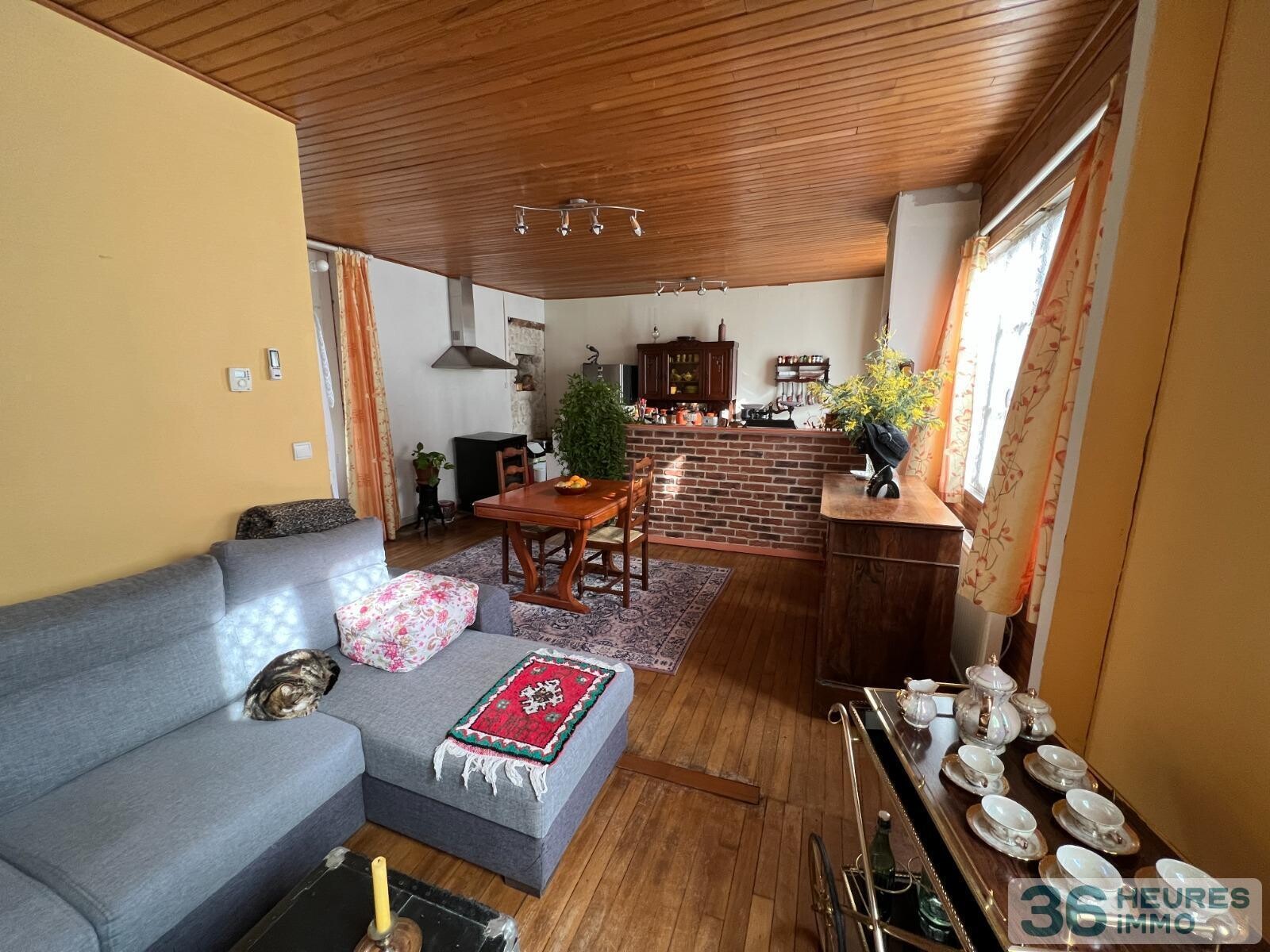 Immeubles en pierres avec appartement bon etat