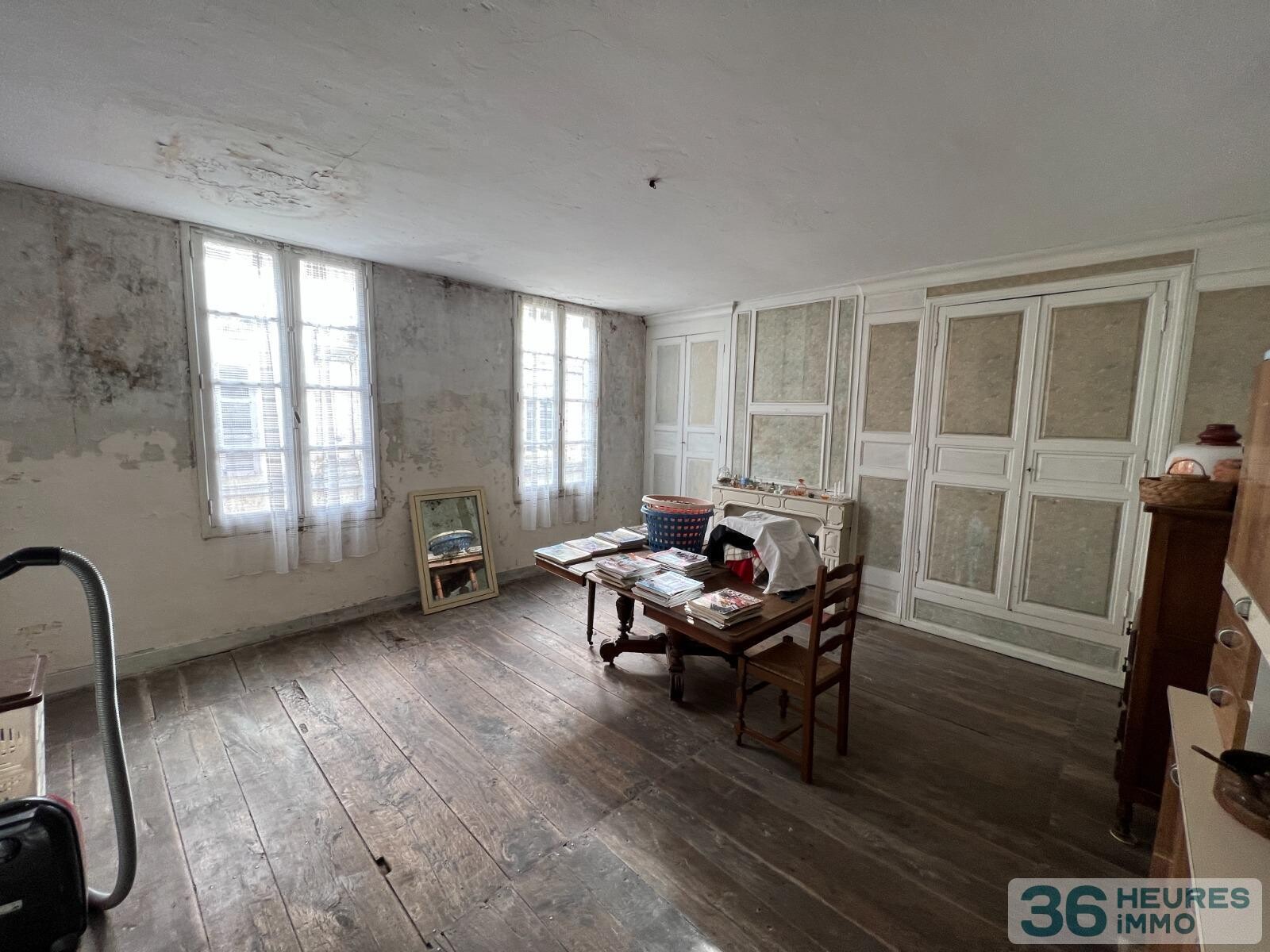 Immeubles en pierres avec appartement bon etat