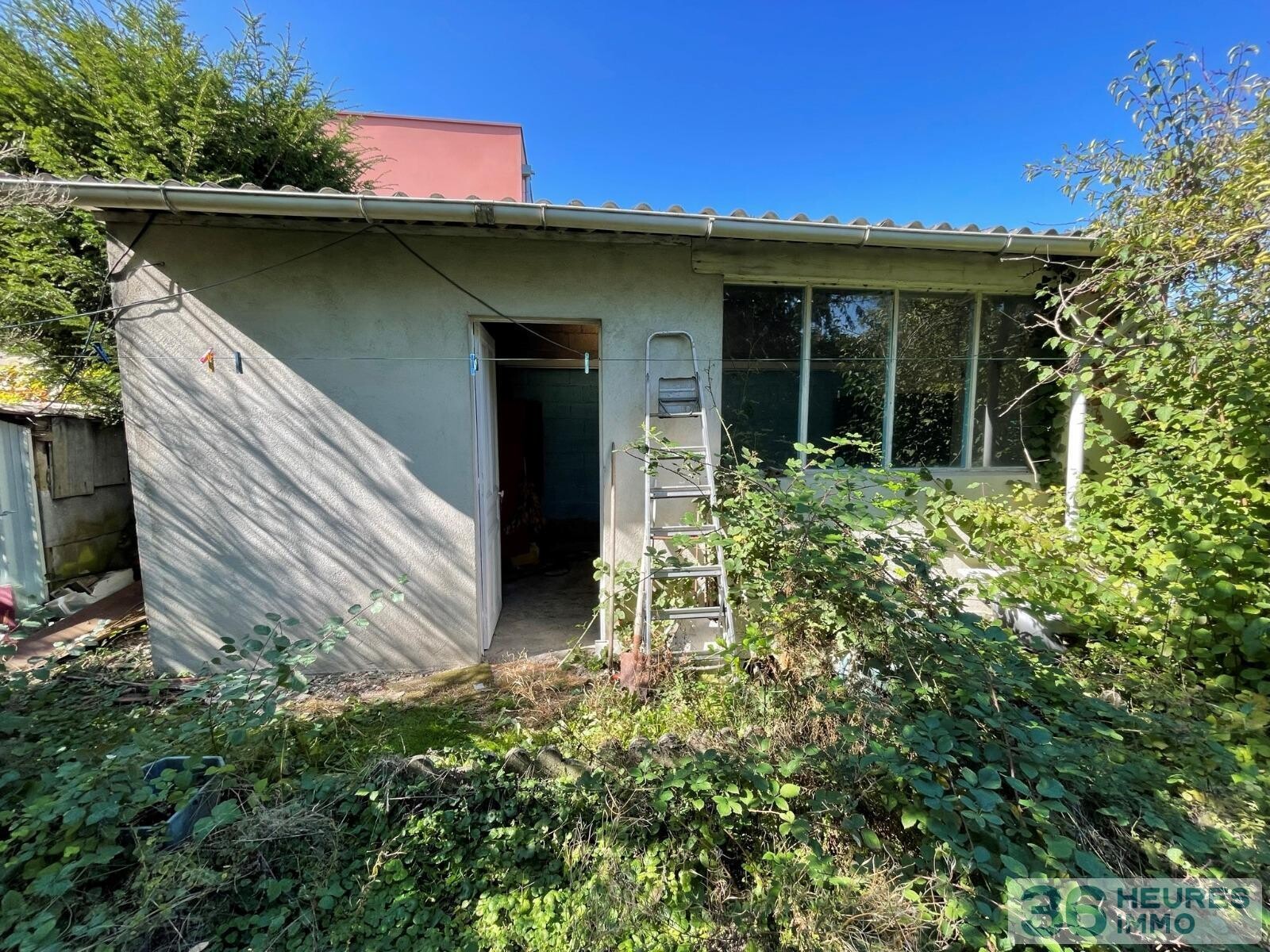 Petite maison à rénover à sainte savine 