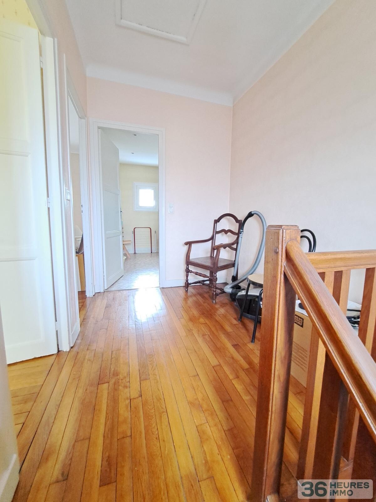 Cite des pins - maison avec garage et joli jardin